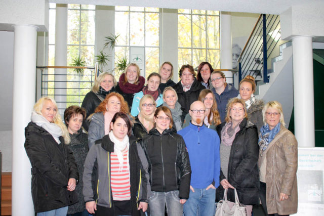 Kurs 1-14 besuchte mit der Kursleiterin Frau Frede die Geronto-Ausstellung in Iserlohn 