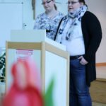 Kurssprecher der Praxisanleiter 16/17 Frau Dworack und Frau Raatgers bei ihrer Dankesrede